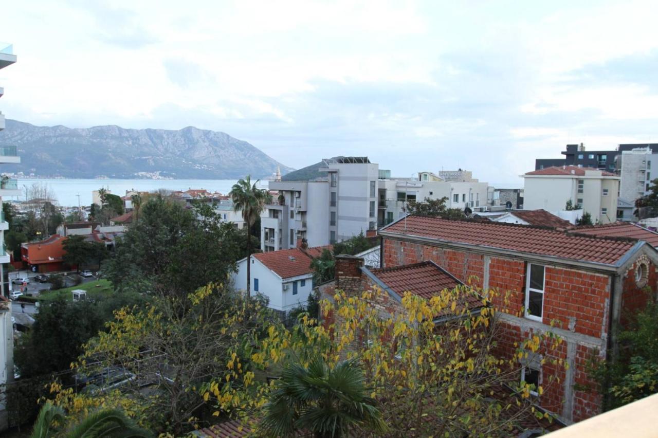 Luxury Apartment Big Blue Budva Buitenkant foto