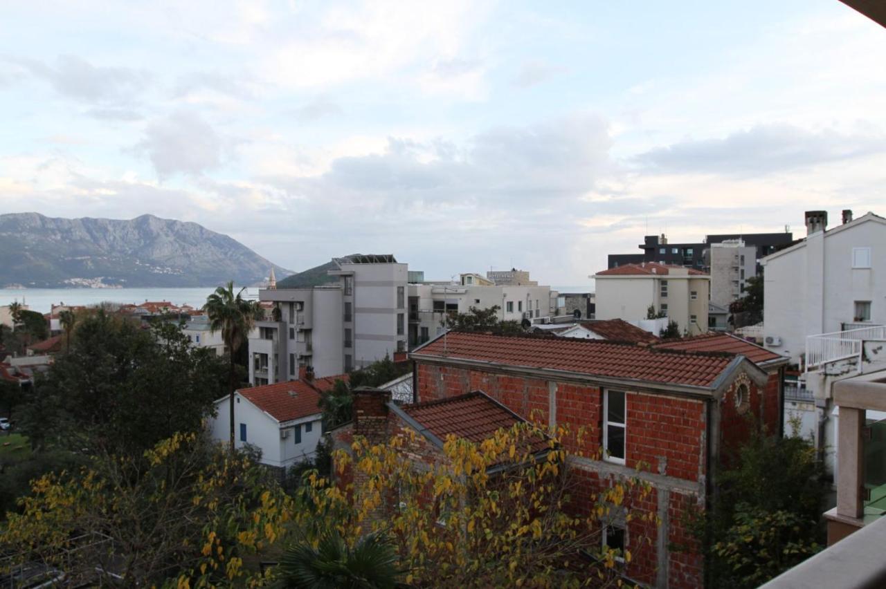Luxury Apartment Big Blue Budva Buitenkant foto