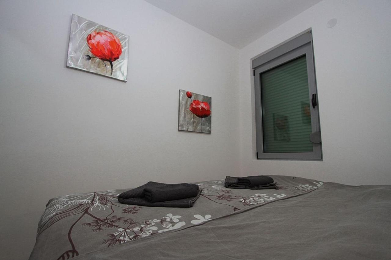 Luxury Apartment Big Blue Budva Buitenkant foto